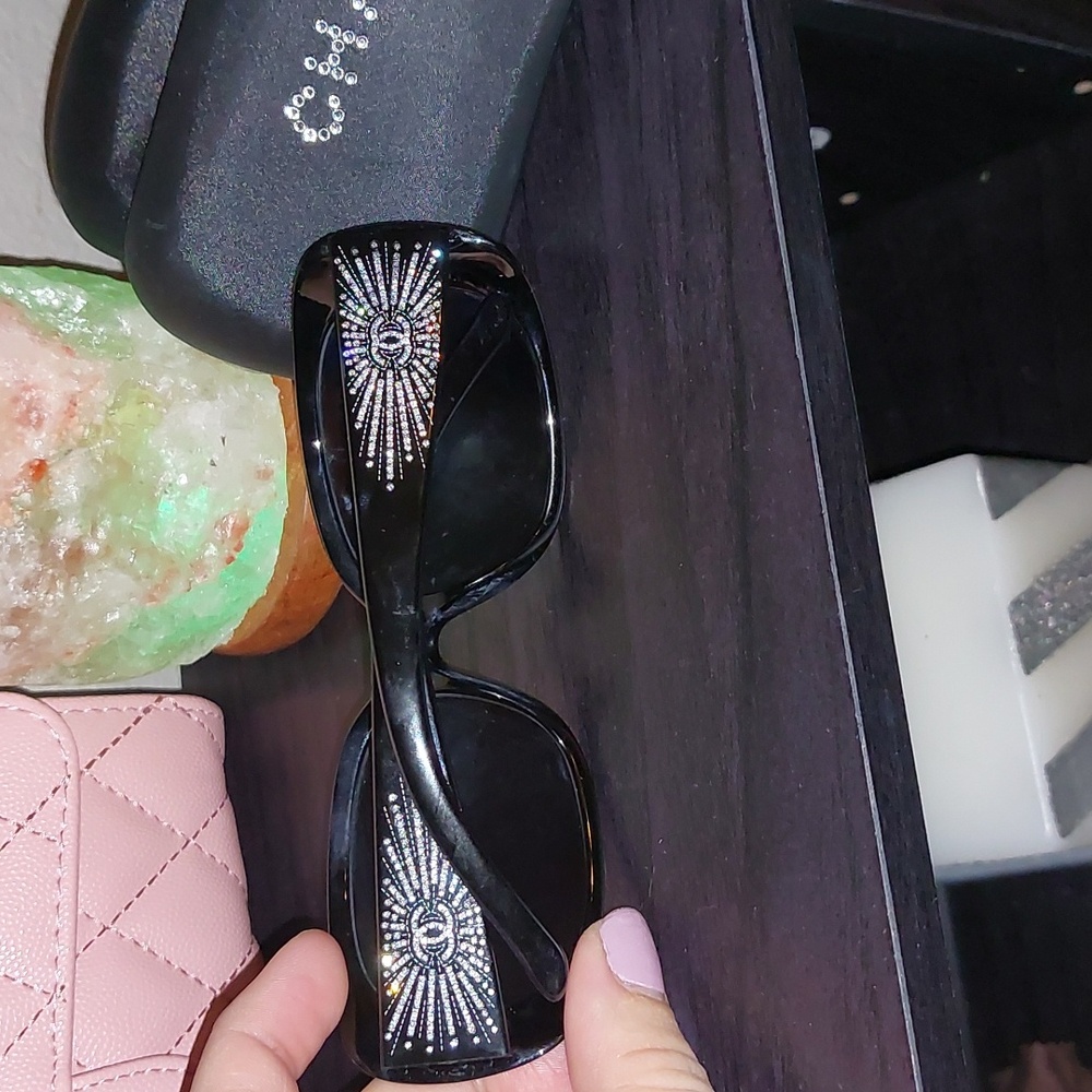 Authentic Chanel Sunglasses - Picture 4 of 15